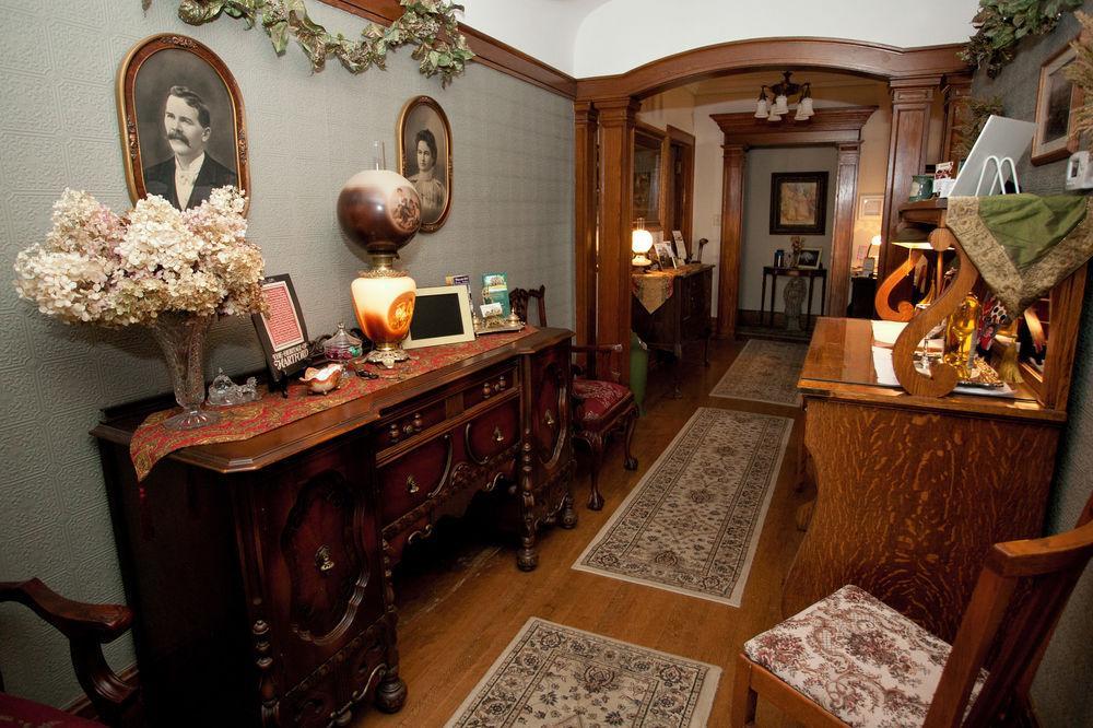 Westphal Mansion Inn Bed & Breakfast Hartford Exterior foto